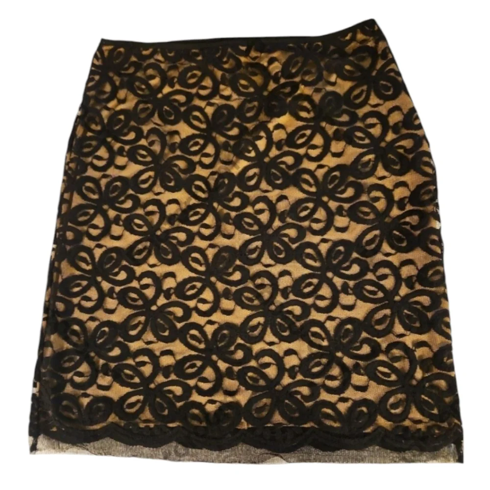 STUDIO M PENCIL LACE SKIRT SZ 12